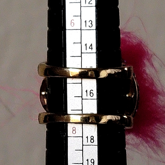 New! BETSEY JOHNSON Macy's Hot Pink Trolls Ring. Size 7.5 - Picture 7 of 10